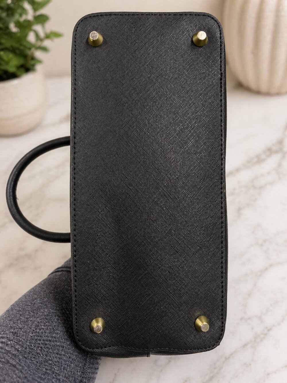 Kate Spade Black Saffiano Leather Small Satchel Crossbody Gold Hardware - Picture 3 of 4